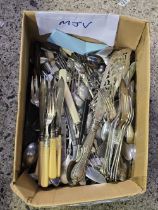 CARTON OF MISC CUTLERY & TABLEWARE