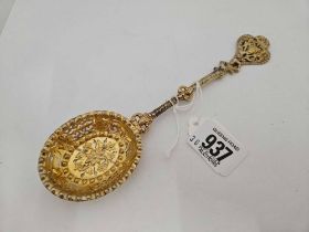 DECORATIVE GILT SILVER SIFTER SPOON,