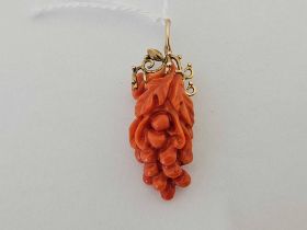 14ct MOUNTED CORAL PENDANT