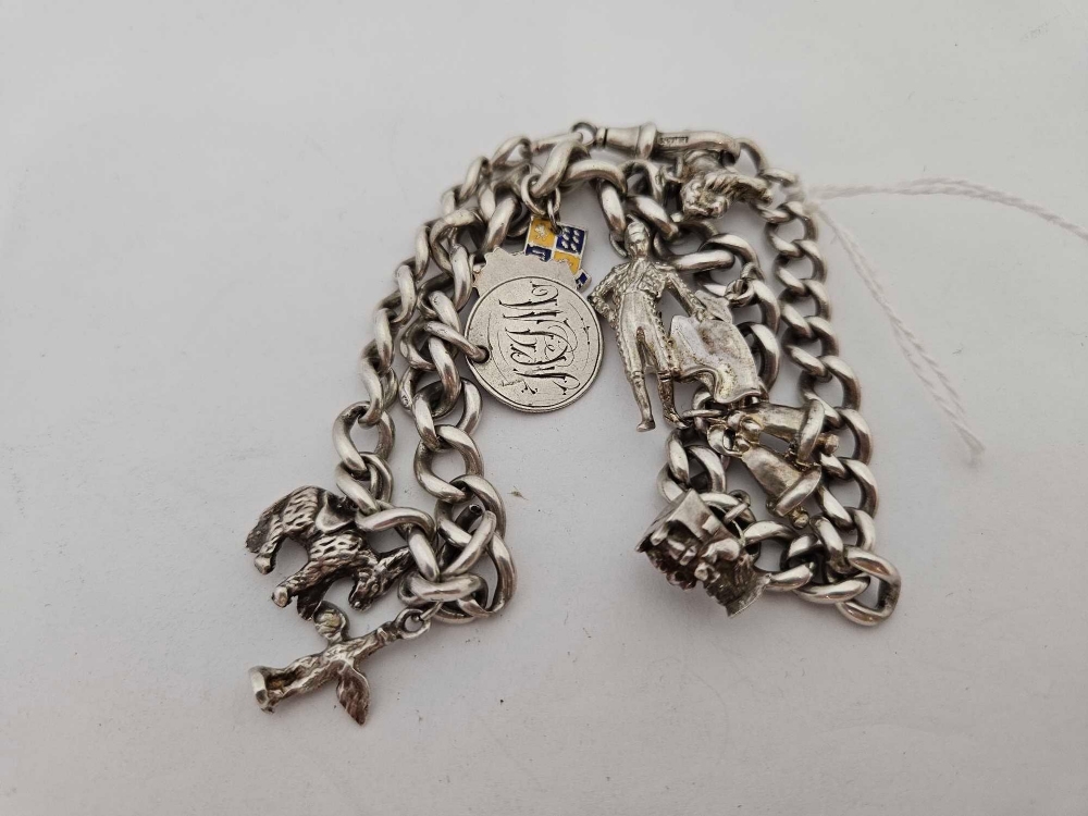 SILVER CURB BRACELET C/W VARIOUS 10 SILVER CHAINS