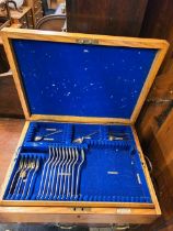 MAPPIN & WEB OAK CUTLERY BOX WITH PART CONTENTS