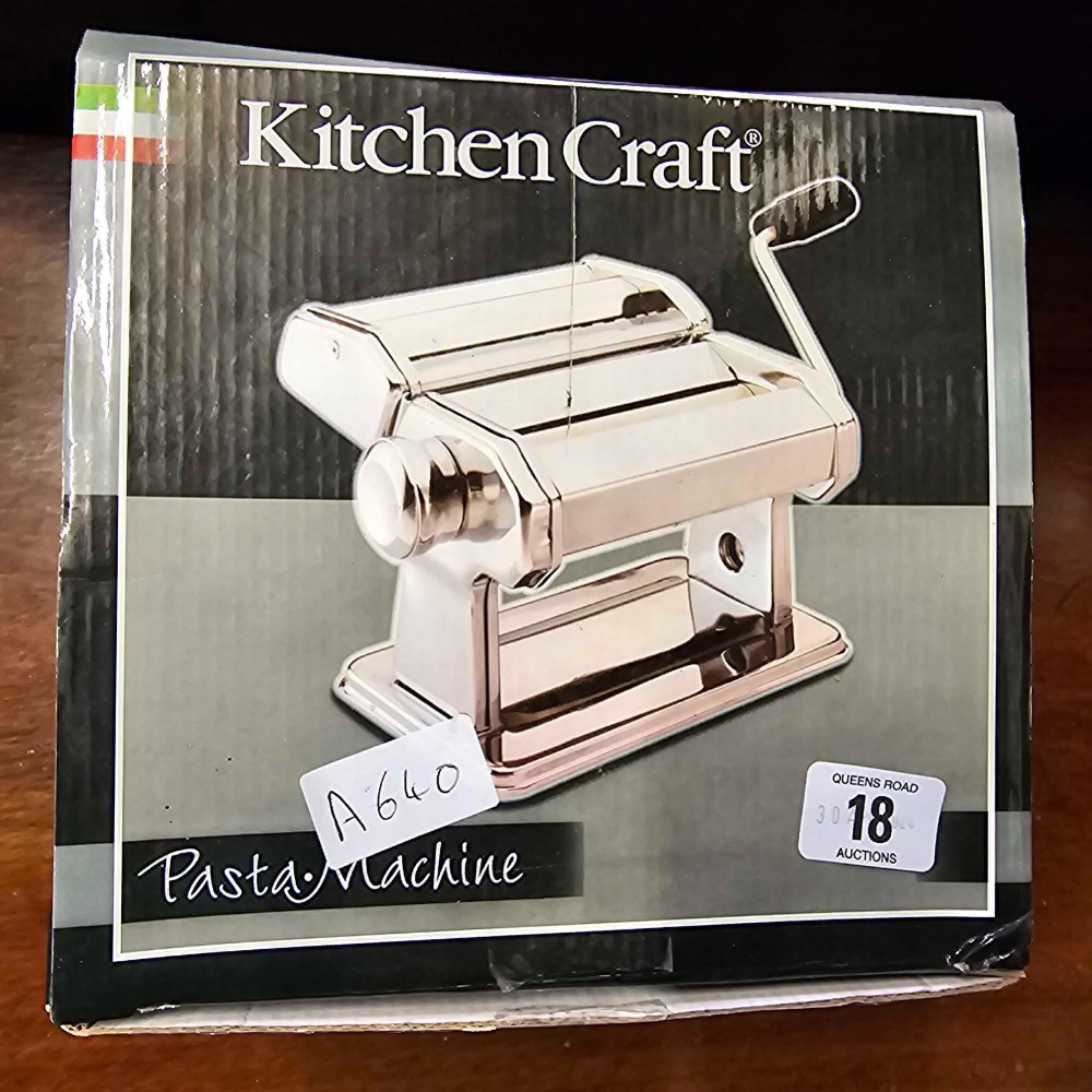 BOXED KITCHEN CRAFT PASTA MACHINE