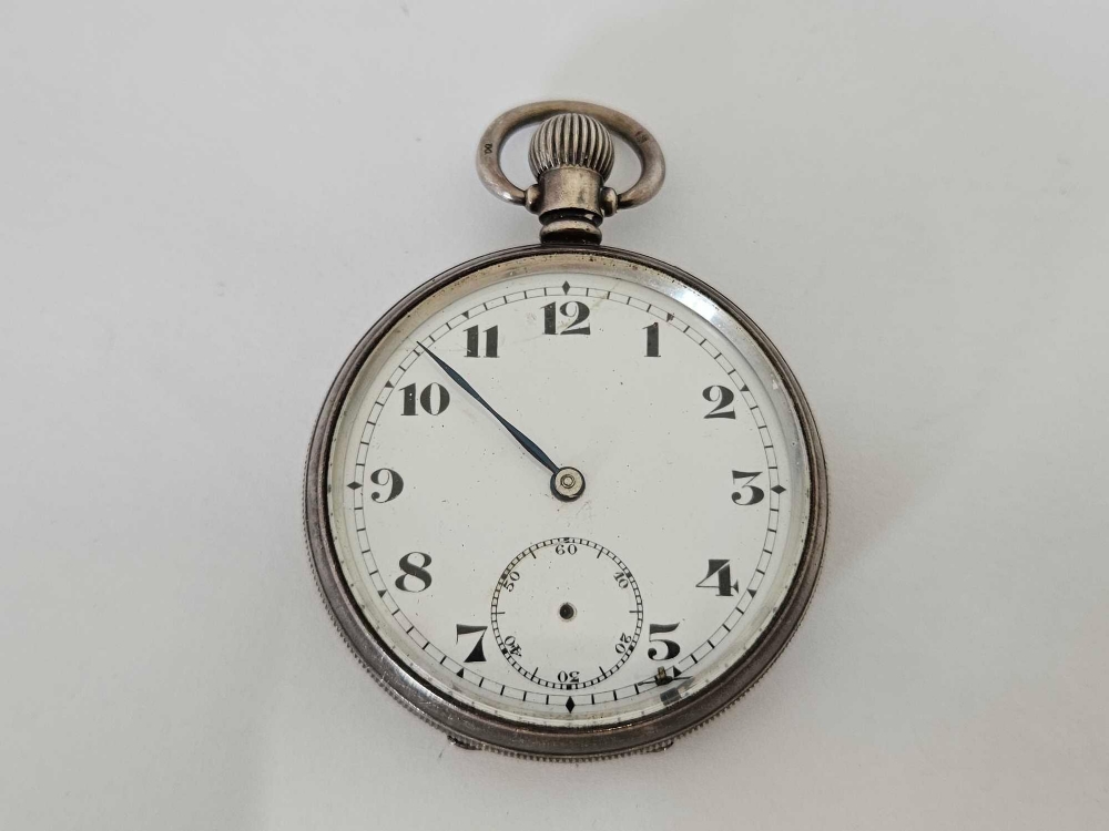 A SWISS RECORD SILVER CASED GENTS POCKET WATCH,