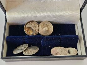 A PAIR OF VICTORIAN SILVER STUDS & A PAIR OF OVAL SILVER CUFF LINKS