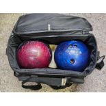 BLACK STREAMLINE BOWLING ALLEY BAG WITH 2 BOWLING BALLS