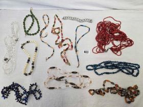 BAG OF COSTUME JEWELLERY