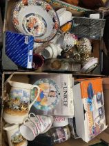 2 CARTONS OF MISC GLASSWARE, CANDLE HOLDERS, JUGS, BOWLS, CUPS & SAUCERS,