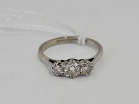 18ct WHITE GOLD DIAMOND RING (APPROX 60 POINTS) SIZE 'P'