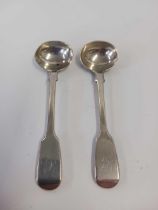 A PAIR OF VICTORIAN SILVER SALT SPOONS, LONDON 1851 BY R.