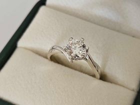 1ct MOISSANITE DIAMOND SET IN A SILVER RING SETTING COMPLETE WITH GMA C.O.