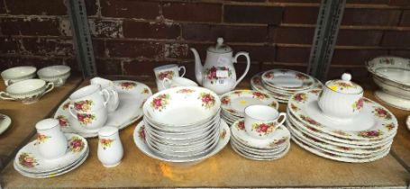 SHELF OF ROYAL NORFOLK CHINA