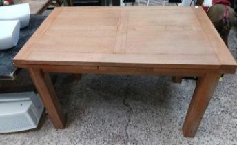 DOUBLE EXTENDING OAK KITCHEN TABLE, CLOSED LENGTH 48",