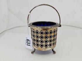 SILVER PIERCED BASKET, SWIVEL HANDLE, LONDON 1901,