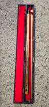 SNOOKER CUE IN CASE