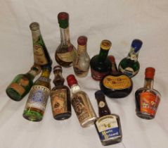 SMALL CARDBOARD BOX WITH VINTAGE MINIATURE LIQUEURS