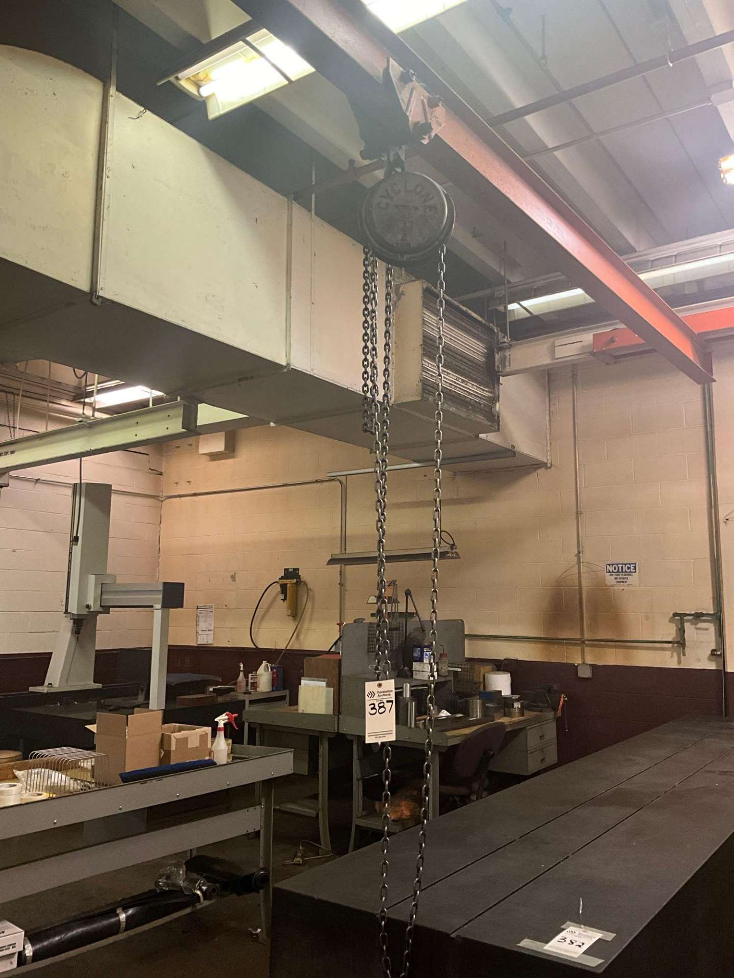 GANTRY CRANE WITH CYCLONE HALF TON CHAIN HOIST 176"X 62'