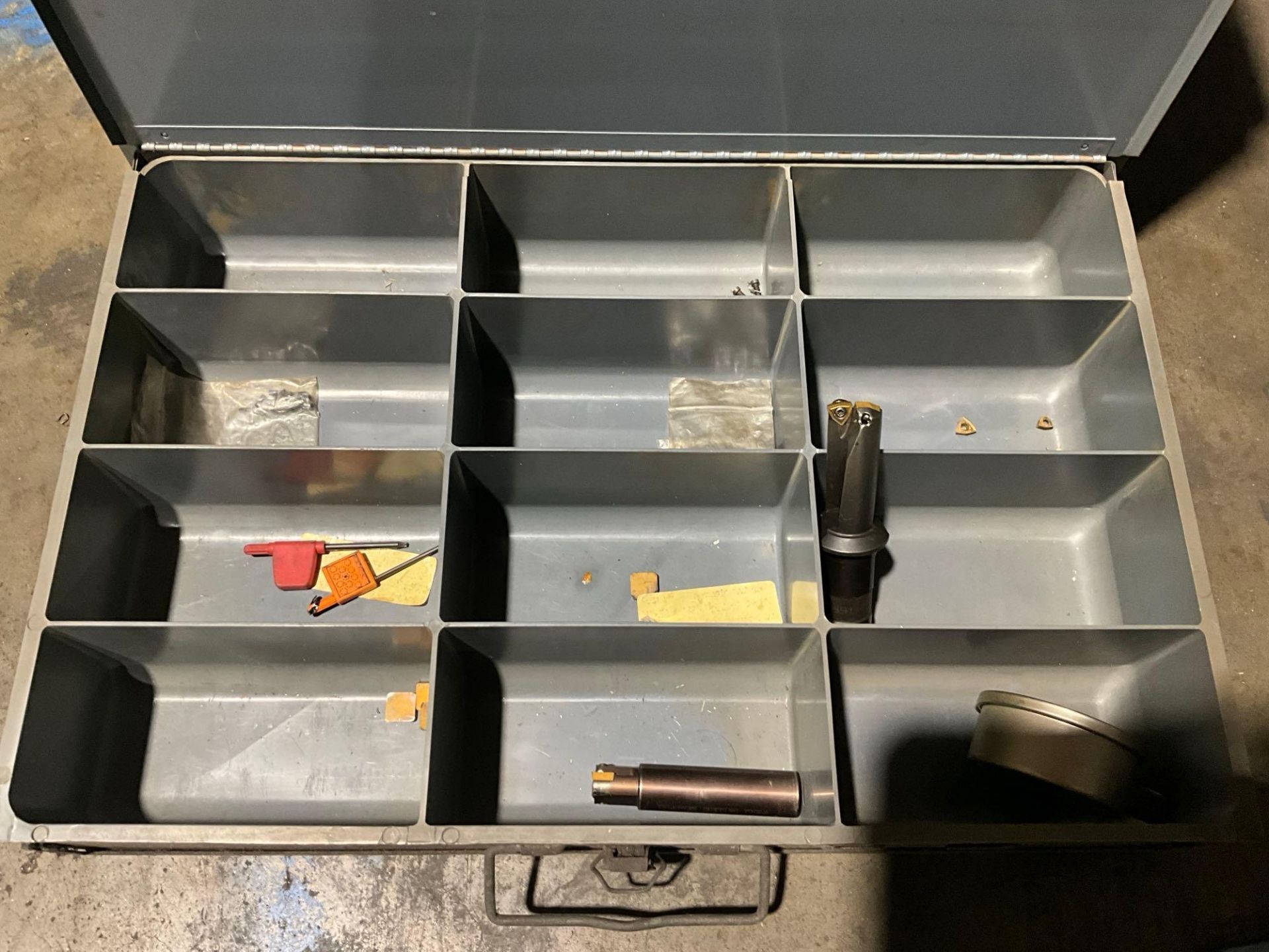 STORAGE BIN WITH CARBIDE INSERTS - Image 16 of 16