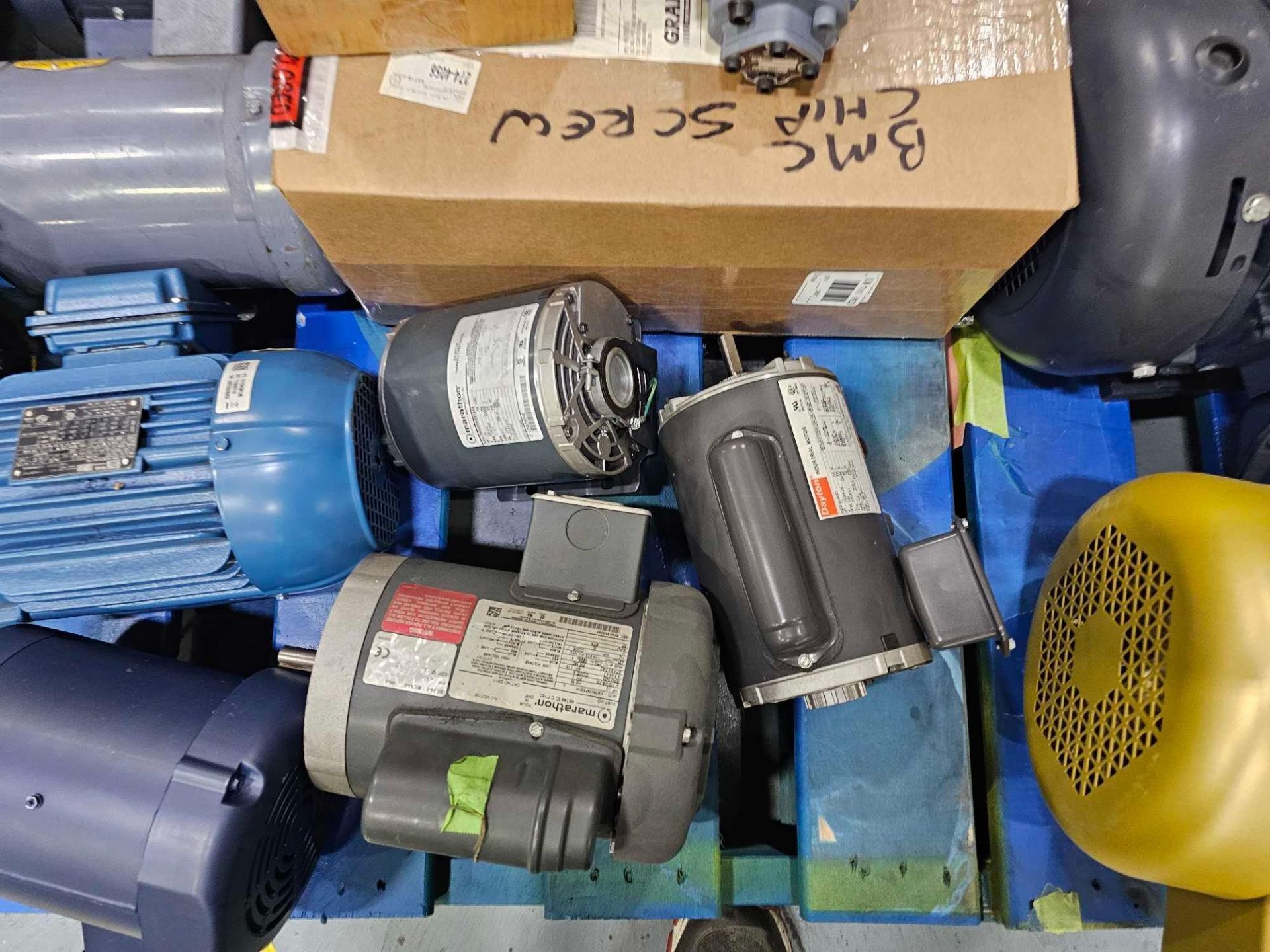 PALLET OF MOTORS - Image 13 of 22