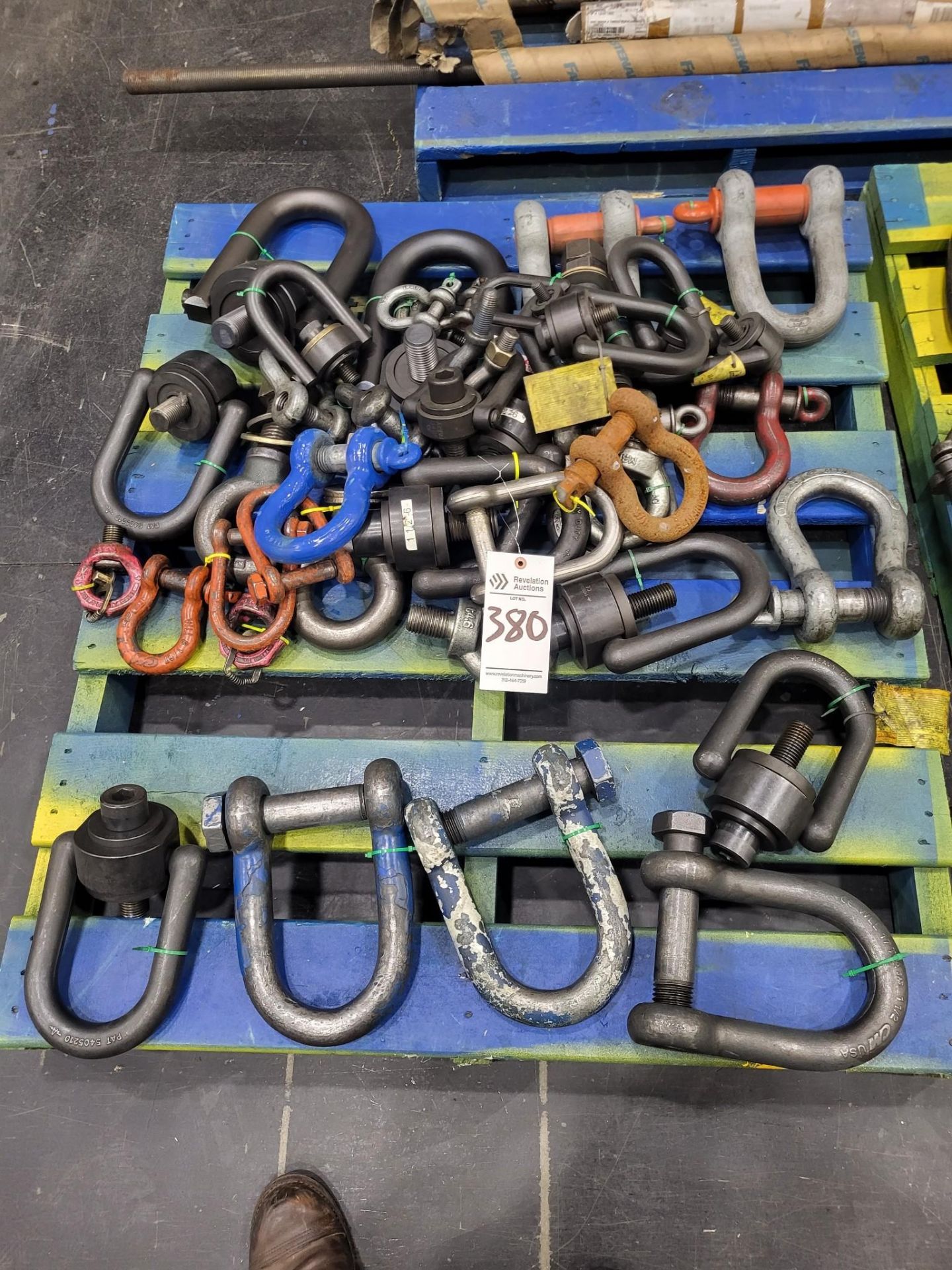 LOT OF CLEVIS RIGGING SUPPLIES