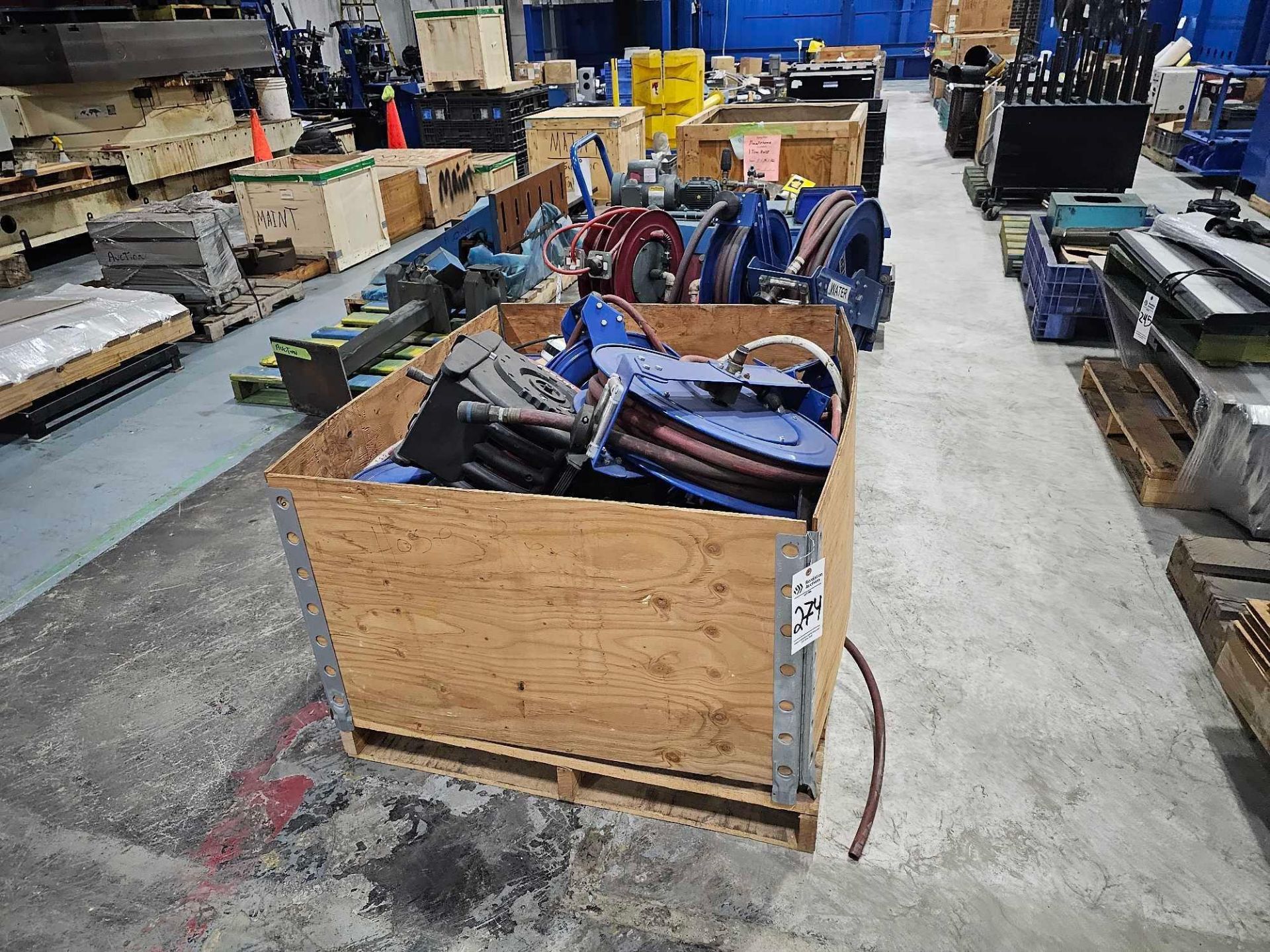 CRATE WITH HOSE REELS