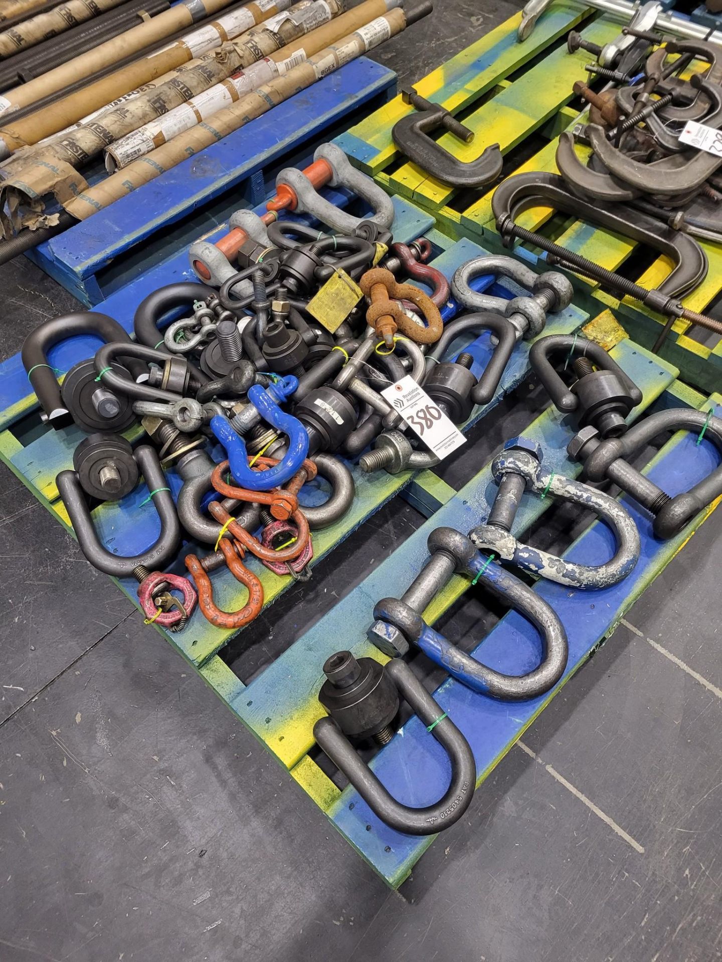 LOT OF CLEVIS RIGGING SUPPLIES - Image 2 of 4