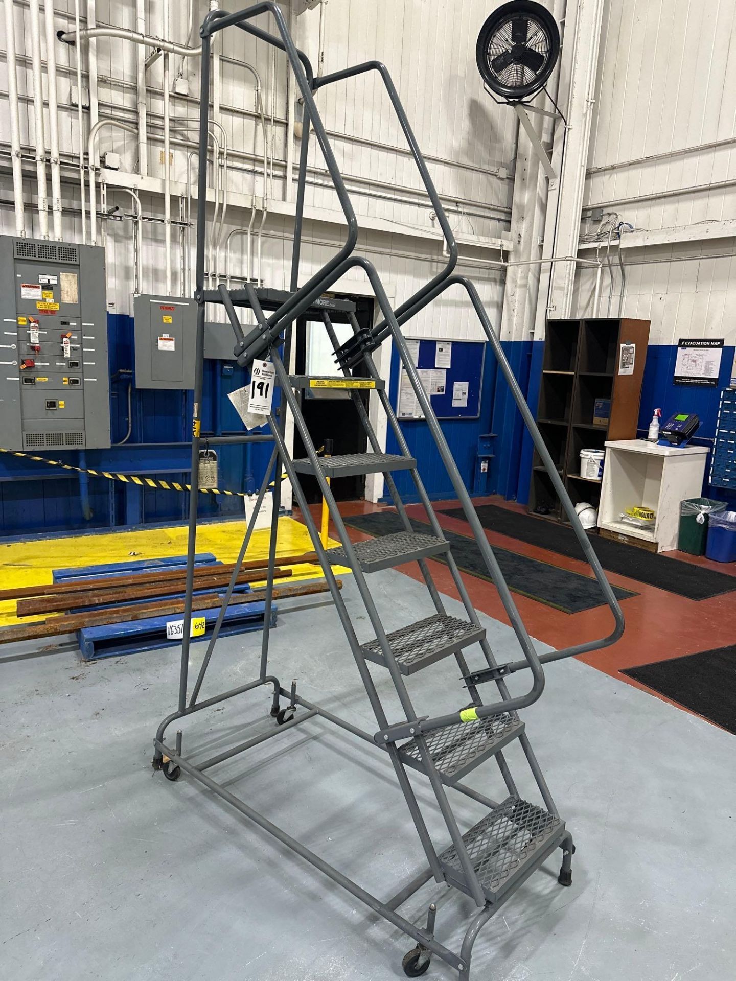 BALLYMORE ROLLING LADDER