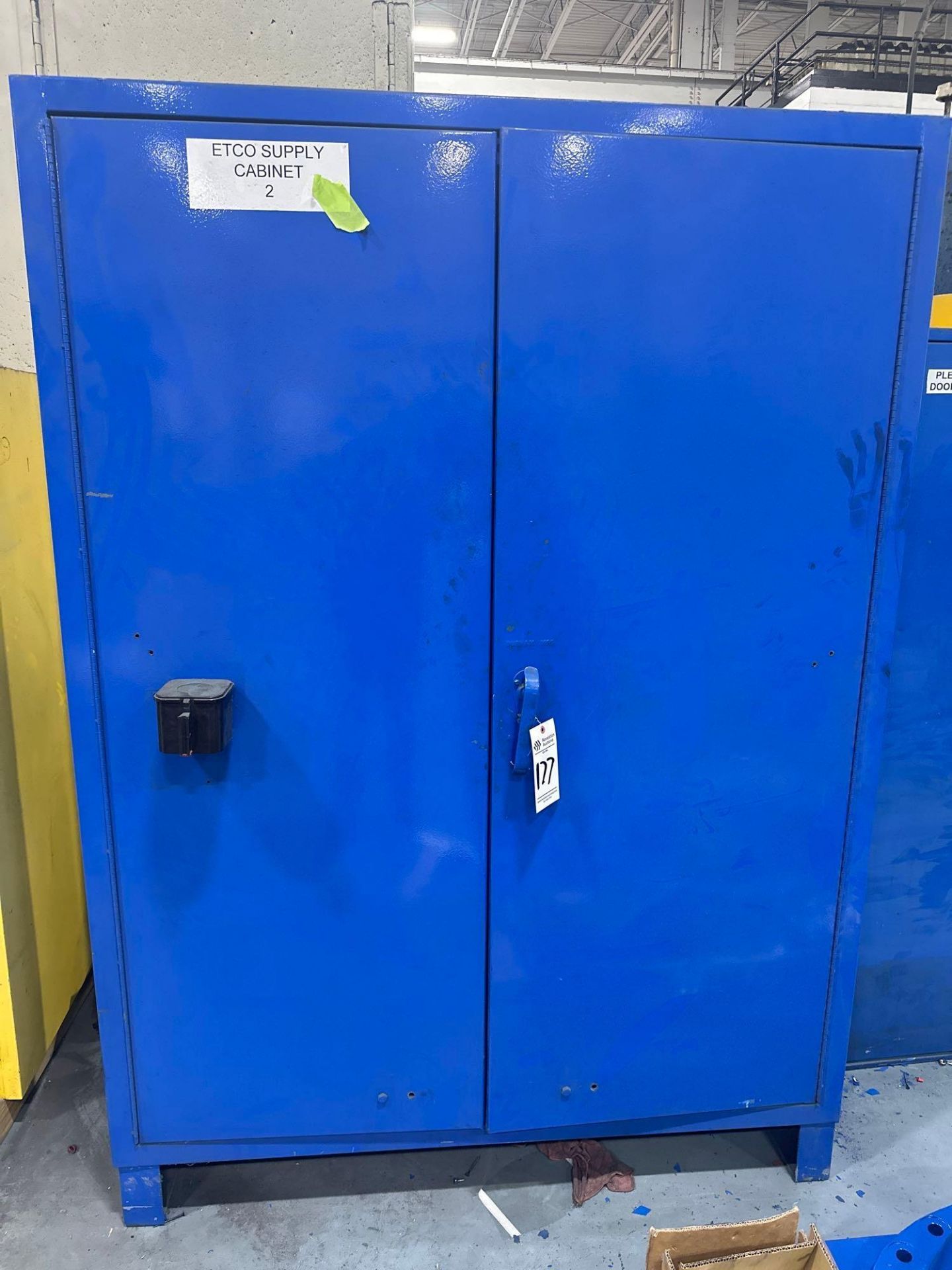 HEAVY DUTY STEEL CABINET (NO CONTENTS)