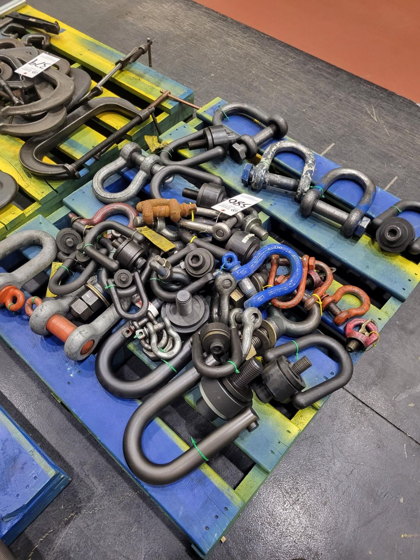 LOT OF CLEVIS RIGGING SUPPLIES - Image 3 of 4