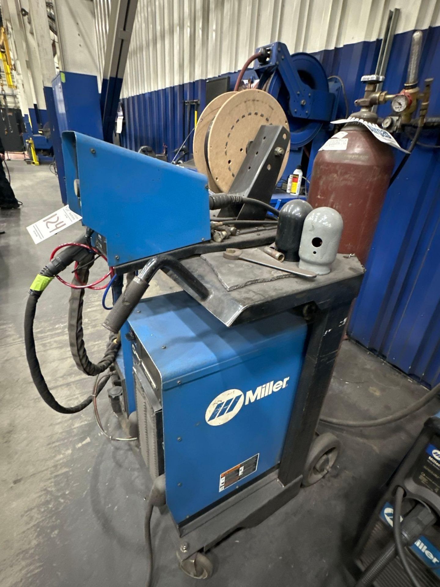MILLER AXCESS 450 WIRE WELDER WITH AXCESS 40V WIRE FEEDER AND COOLMATE 3