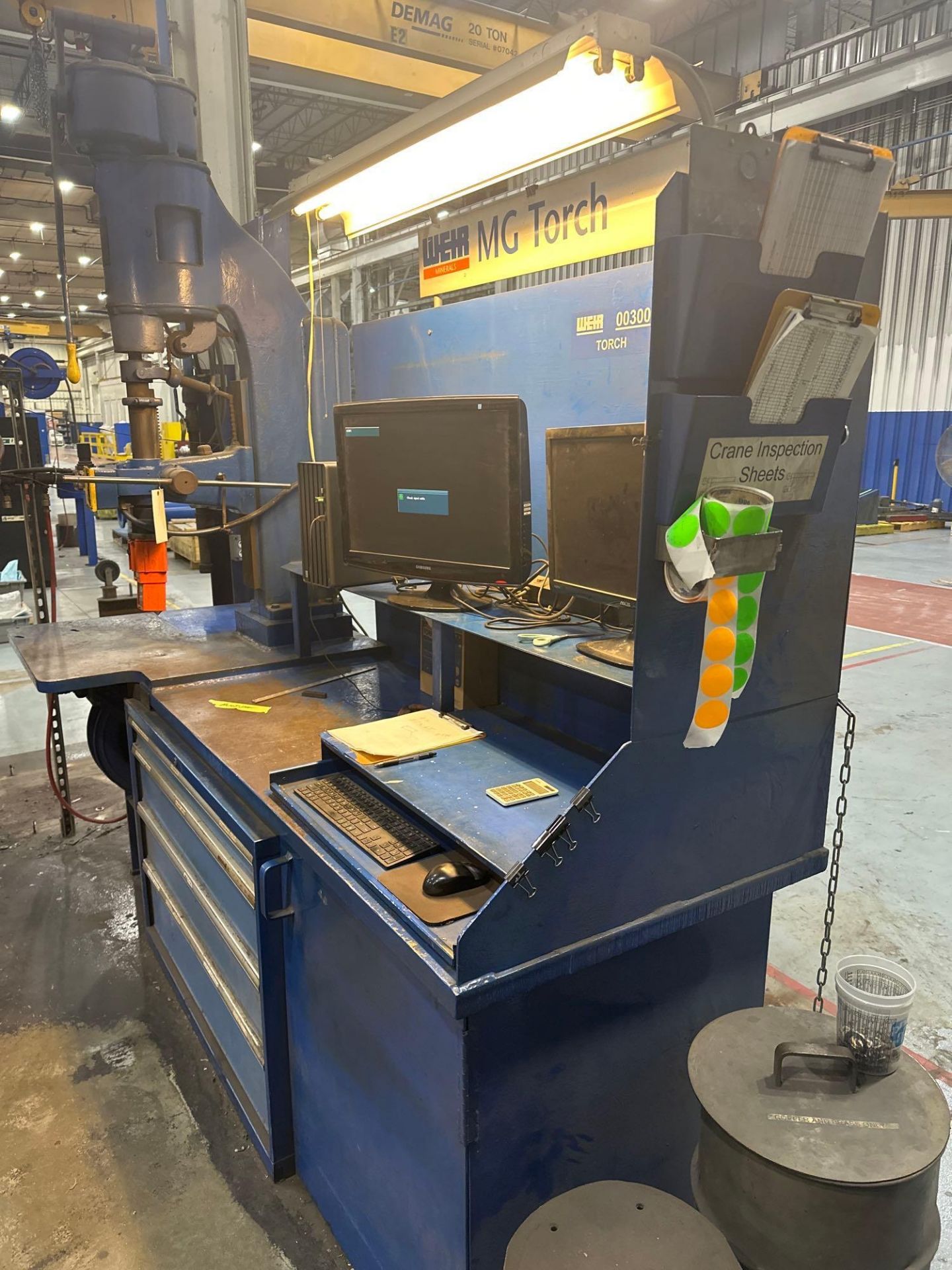 HEAVY DUTY WORKSTATION WITH DRILL PRESS AND TOOLING CABINET (NO COMPUTERS OR MONITORS) - Image 3 of 10