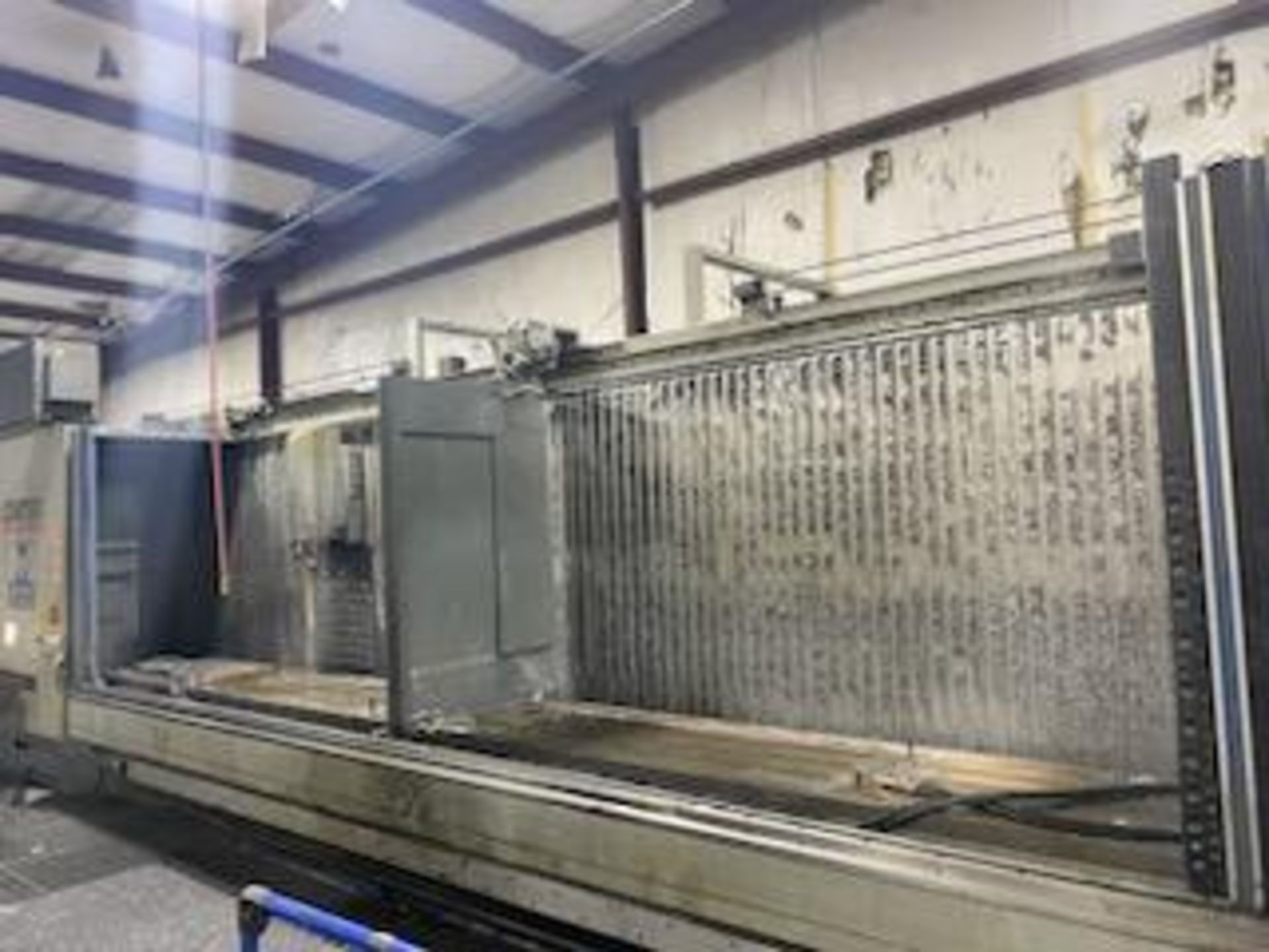 2011 CHIRON M6000 CNC VMC - 4TH AXIS & CHIP CONVEYOR INCLUDED - Image 14 of 16