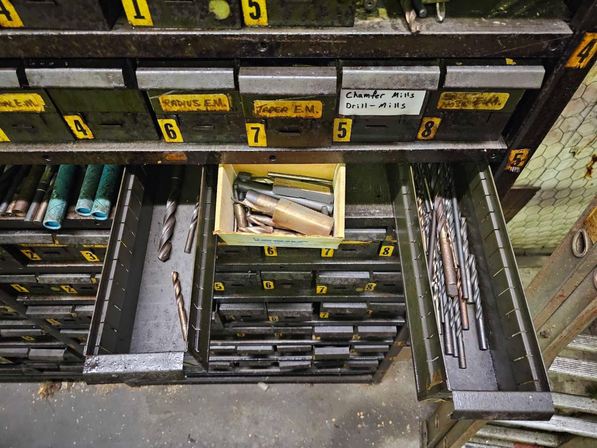 SHELVING W/ CUTTER, TAP, REAMER, MILL, DRILL BIT, DRILL, COUNTERSINK, COUNTERBORE TOOLS & FASTENERS - Image 24 of 31