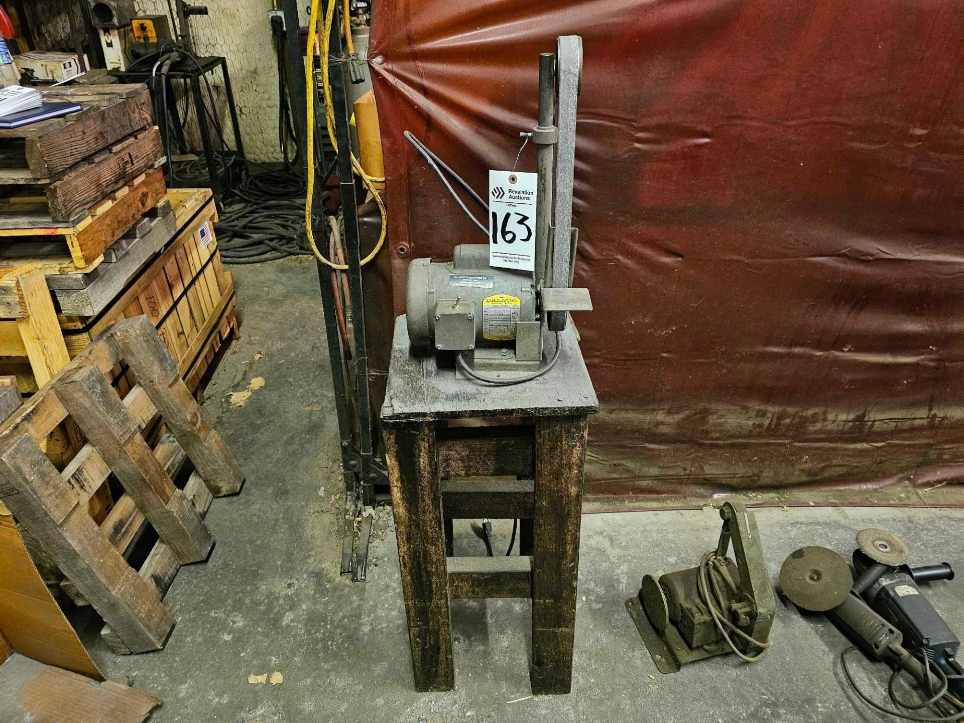 KALAMAZOO BELT SANDER WITH STAND