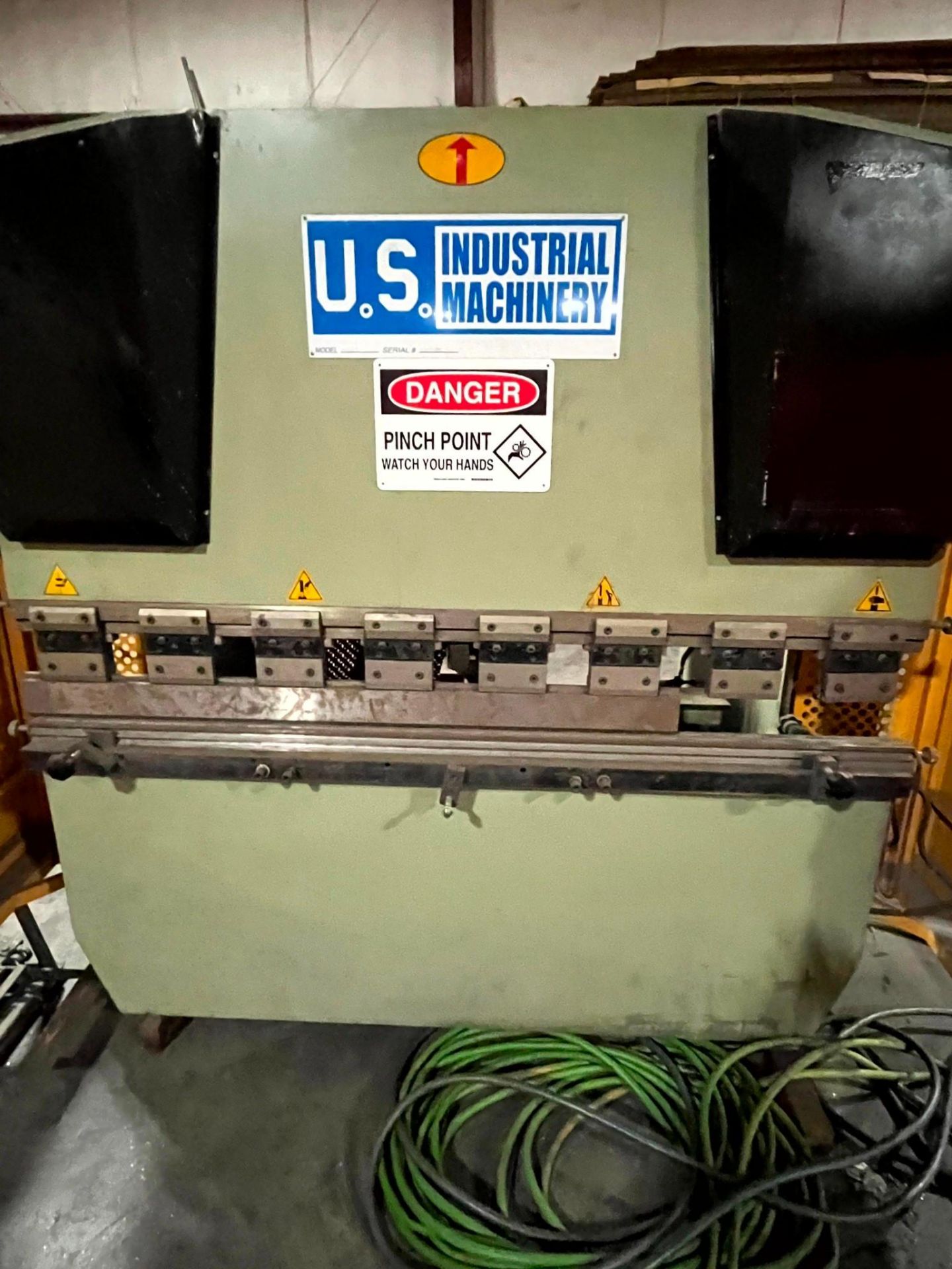 2012 44 TON X 6' US INDUSTRIAL MACHINERY 446 R PRESS BRAKE - TOOLING INCLUDED - Image 2 of 12