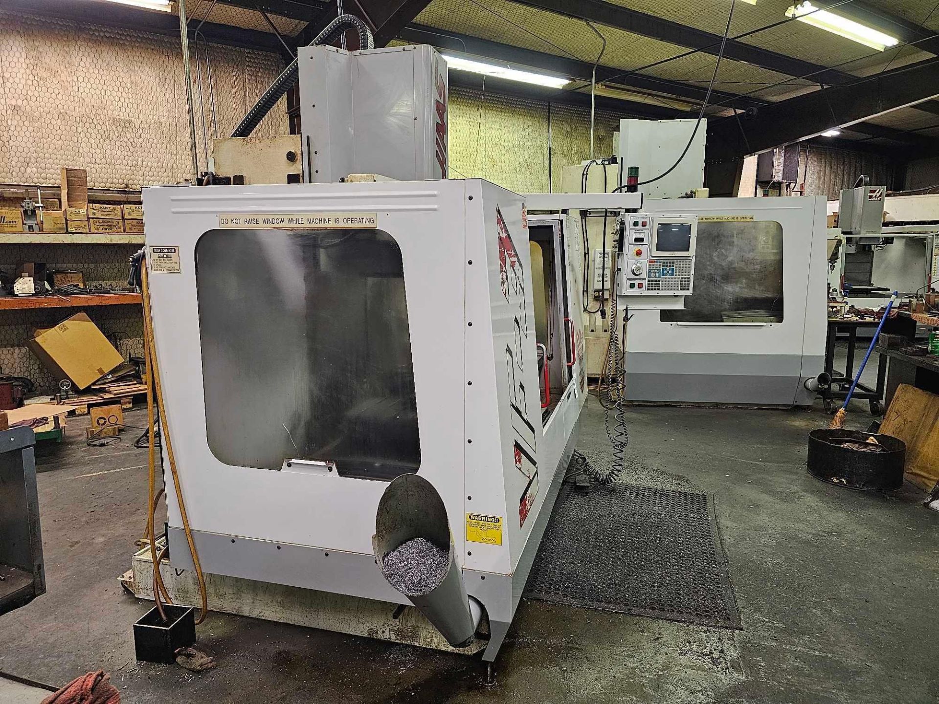1999 HAAS VF-3 VERTICAL MACHINING CENTER - Image 6 of 14