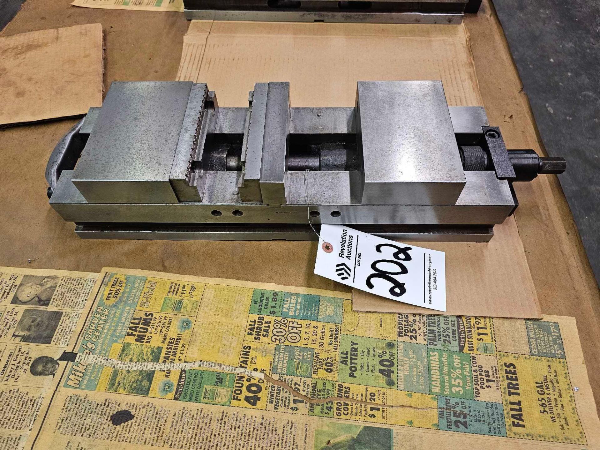 DOUBLE STATION MACHINING VISE 6 1/4" - Image 2 of 4