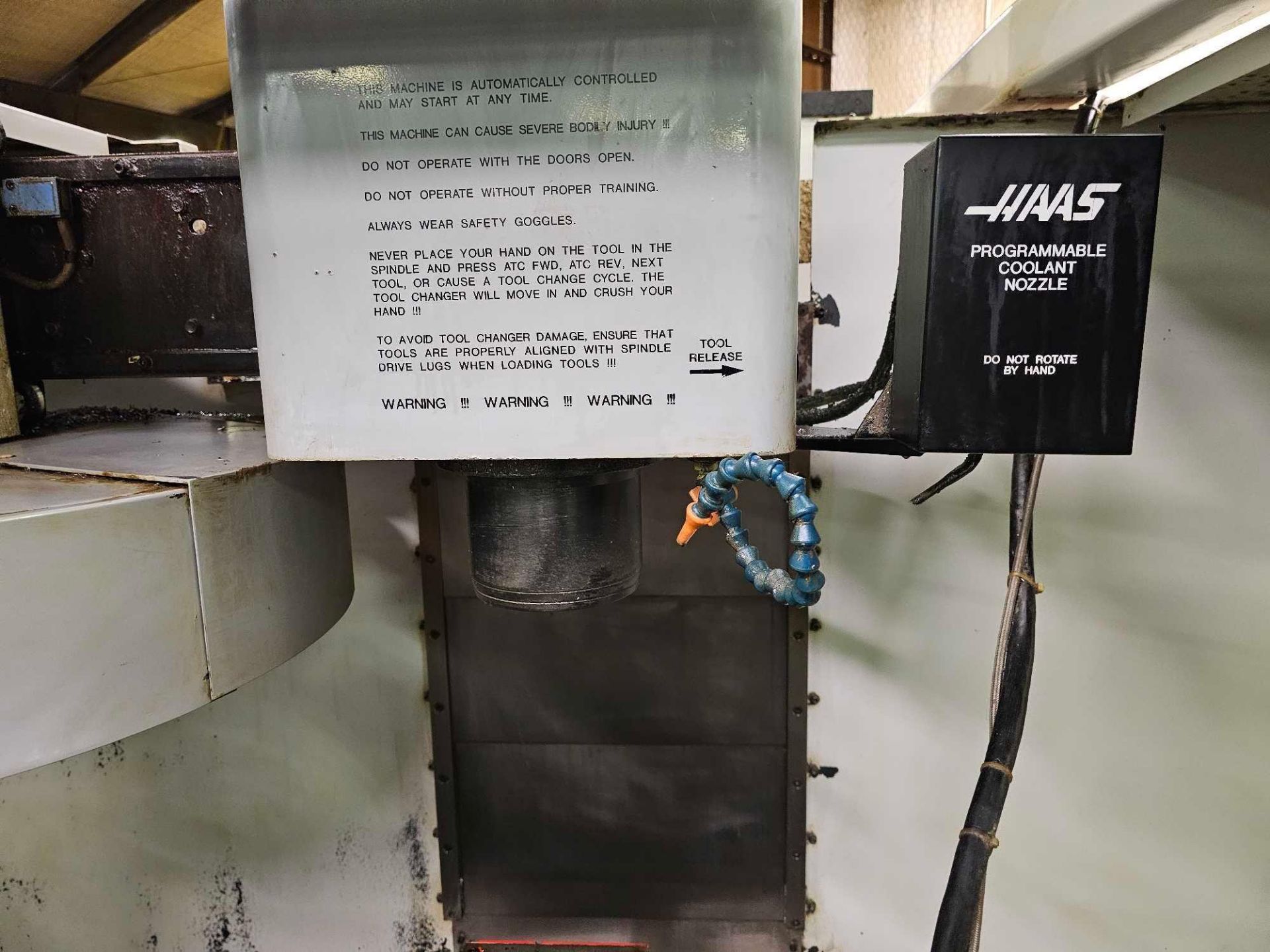1999 HAAS VF-2 VERTICAL MACHINING CENTER - Image 8 of 12