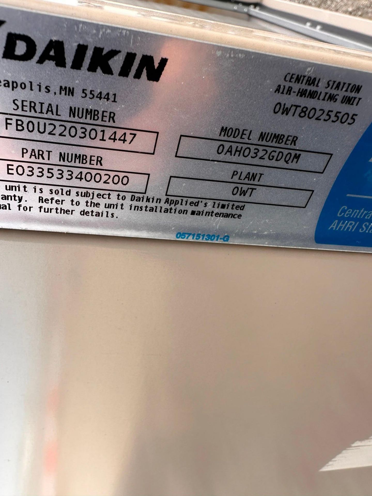 DAIKIN MODEL OAH 032GDQM CLEAR AIR PACKAGED AIR CONDITIONING UNIT - Image 24 of 31