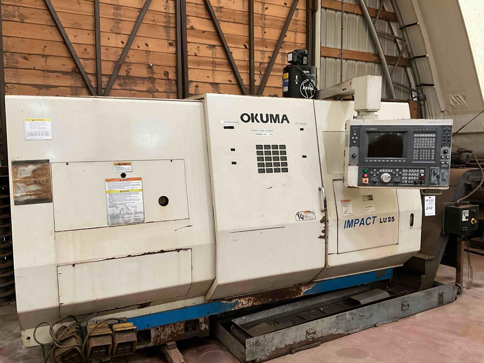 OKUMA LU-25 DUAL TURRET CNC LATHE - Image 2 of 18