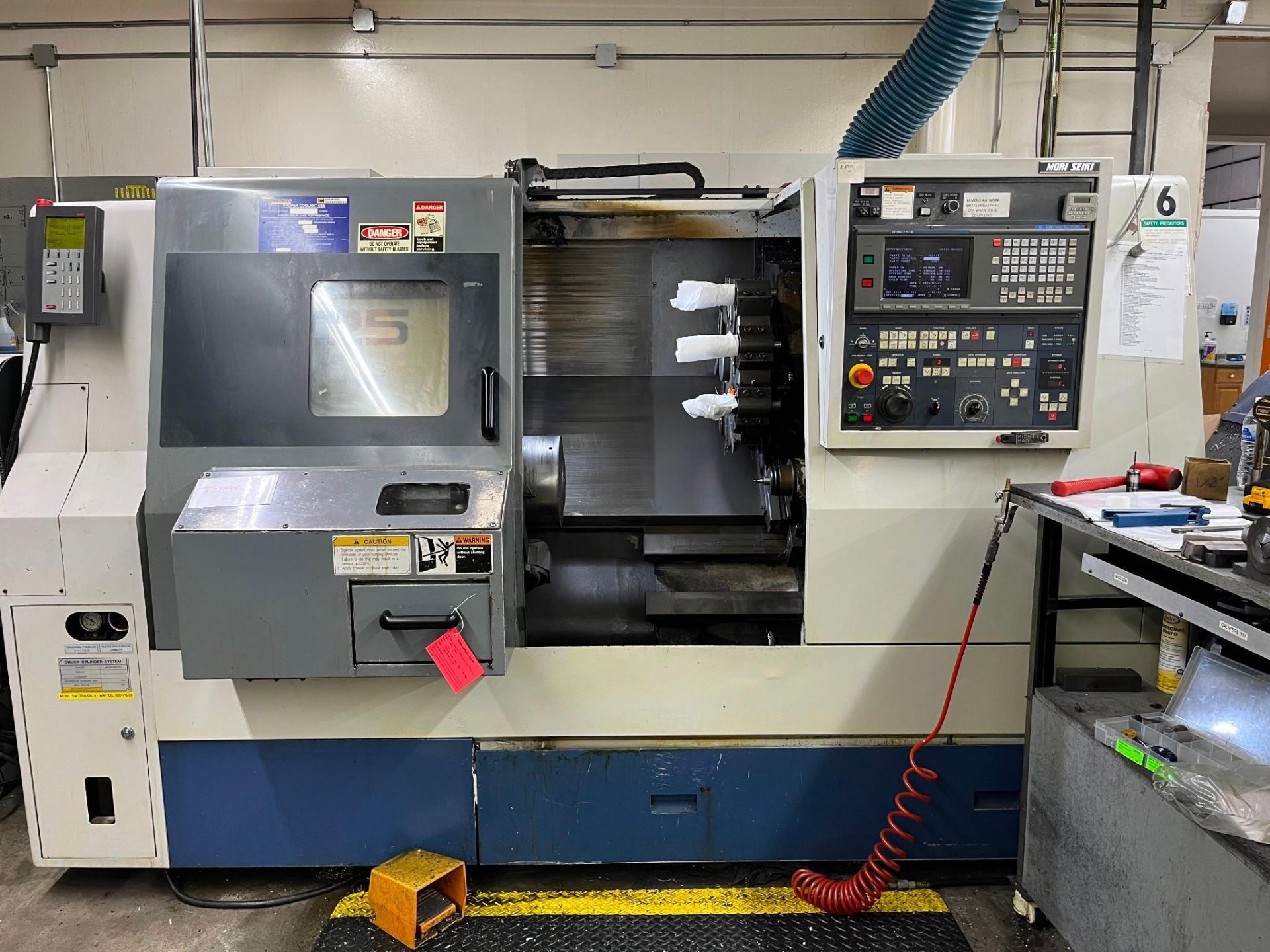 MORI SEIKI SL-25 B5 CNC TURNING CENTER W/ LNS BAR FEED, 1996