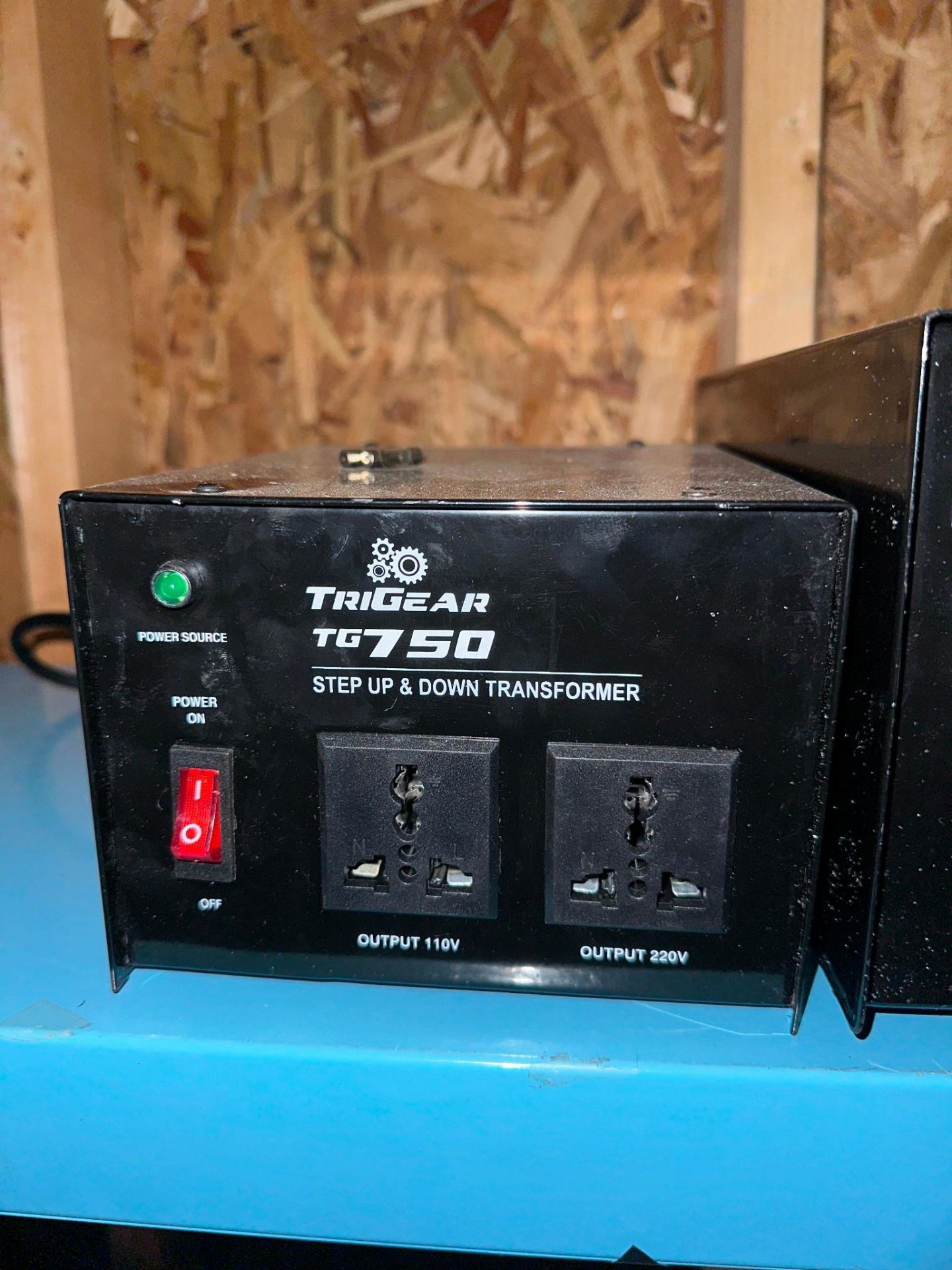(2) POWERBRIGHT VC-2000W STEP UP & DOWN TRANSFORMER AND (1) TRIGEAR TG750 STEP UP & DOWN TRANSFORMER - Image 2 of 6