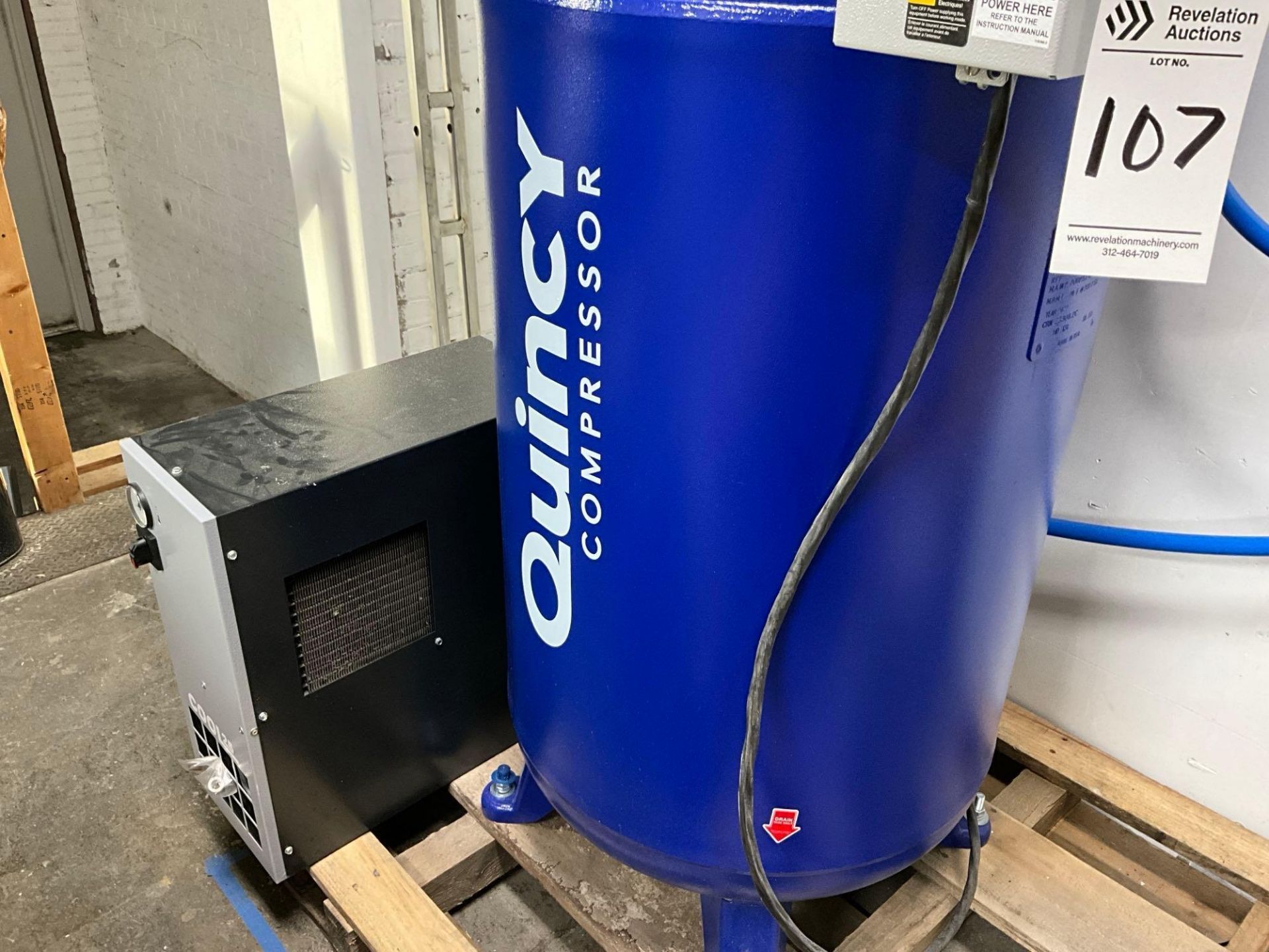 QUINCY 7 1/2 HP 80 GALLON COMPRESSOR WITH COOL 25 REFRIGERATED AIR DRYER - Image 7 of 13