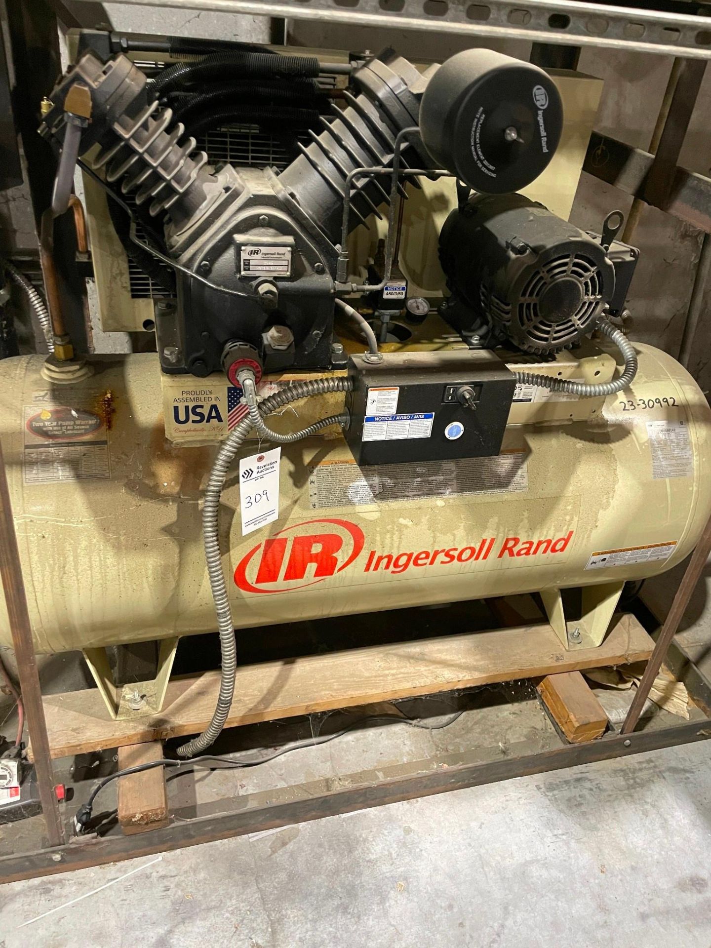 INGERSOLL RAND 2545 10 HP 120G AIR COMPRESSOR - Image 7 of 13