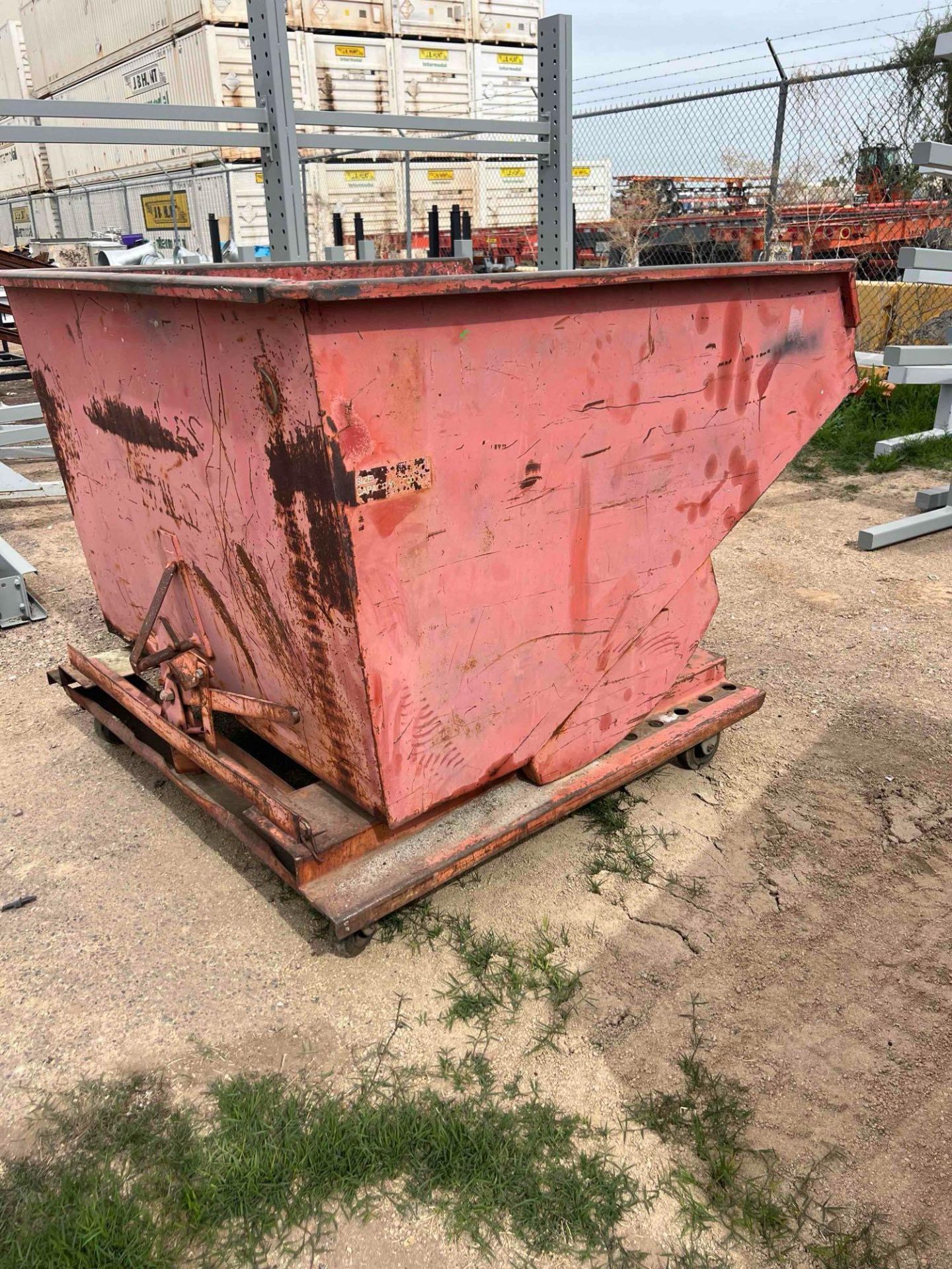 FORKLIFT DUMPING HOPPER - Image 6 of 6