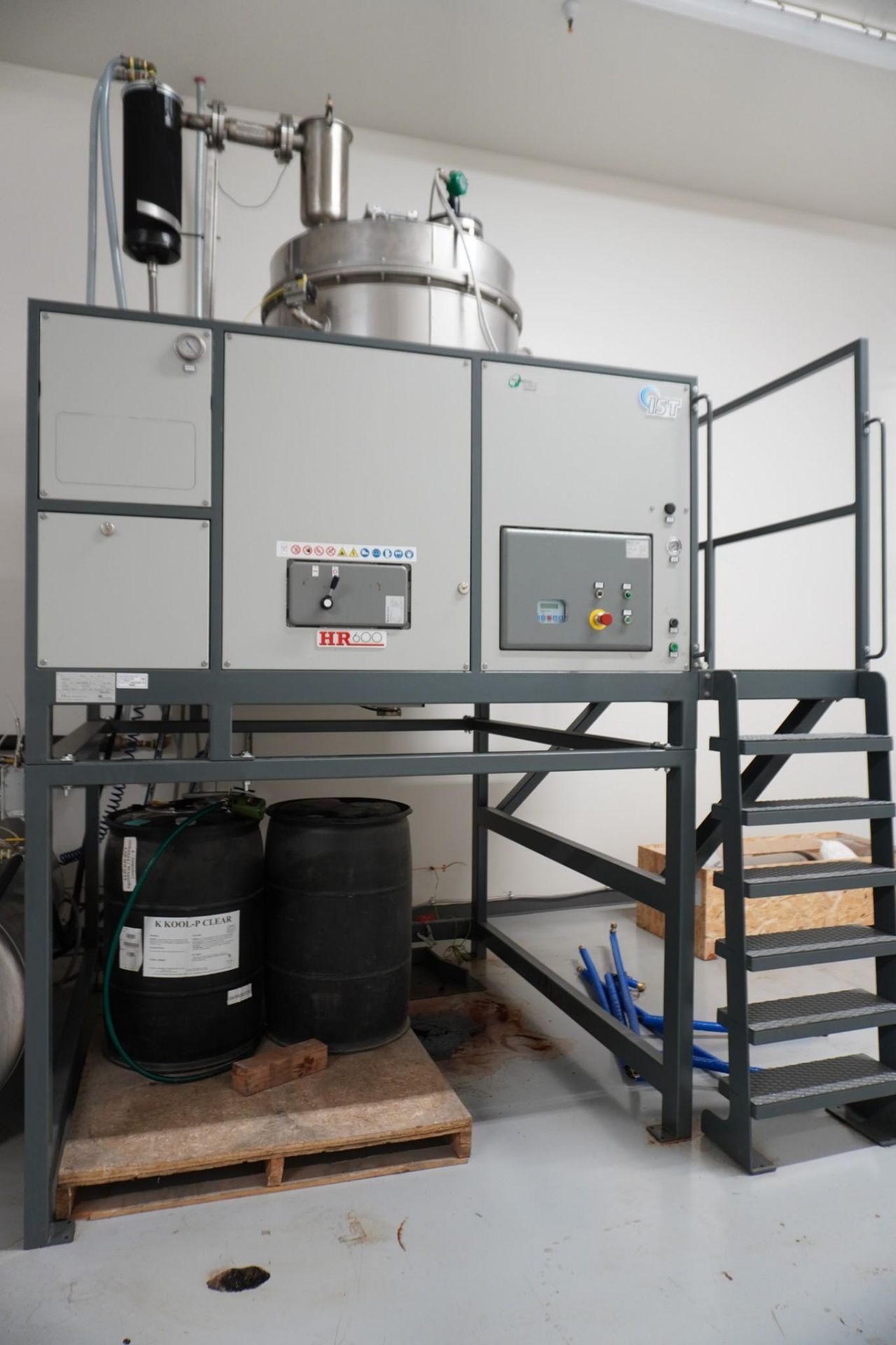 USED IST HR 600 AUTOMATED SOLVENT RECOVERY SYSTEM - Image 3 of 6