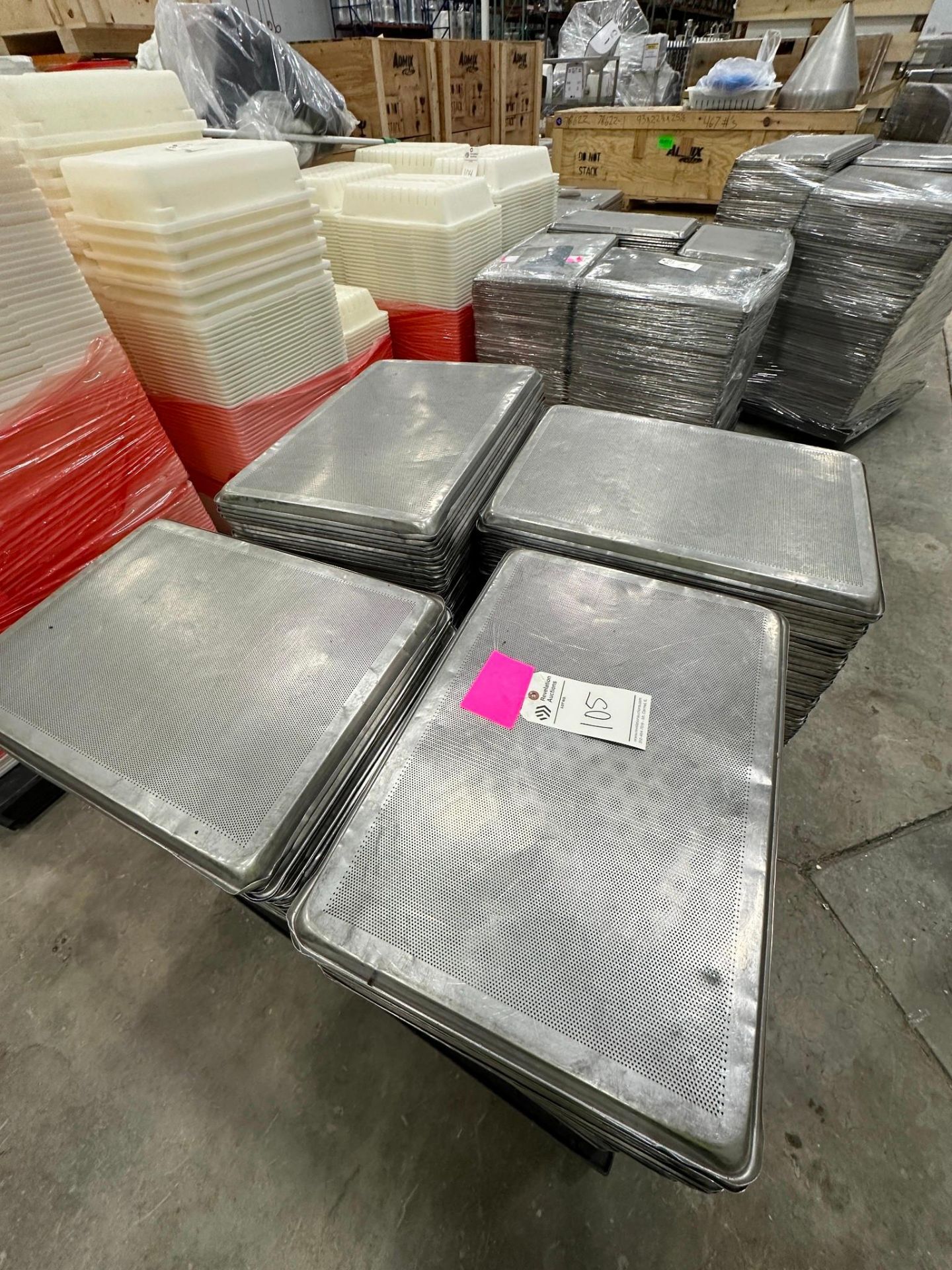 SKID OF METAL FOOD TRAYS - Image 3 of 4