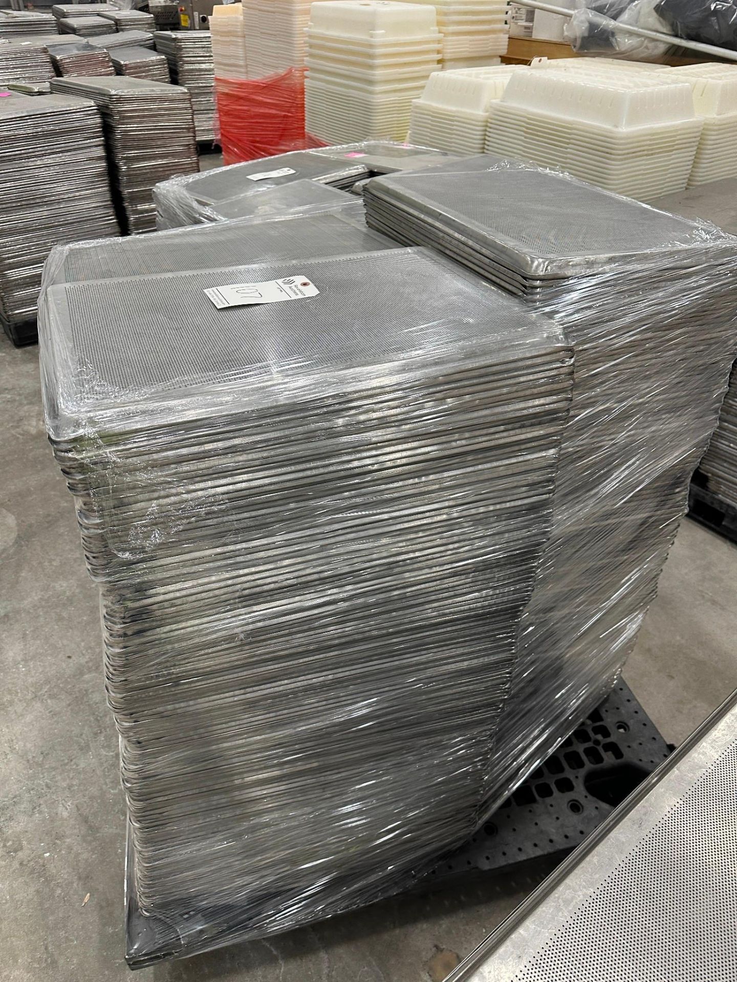 SKID OF PERFORATED METAL FOOD TRAYS - Image 3 of 3