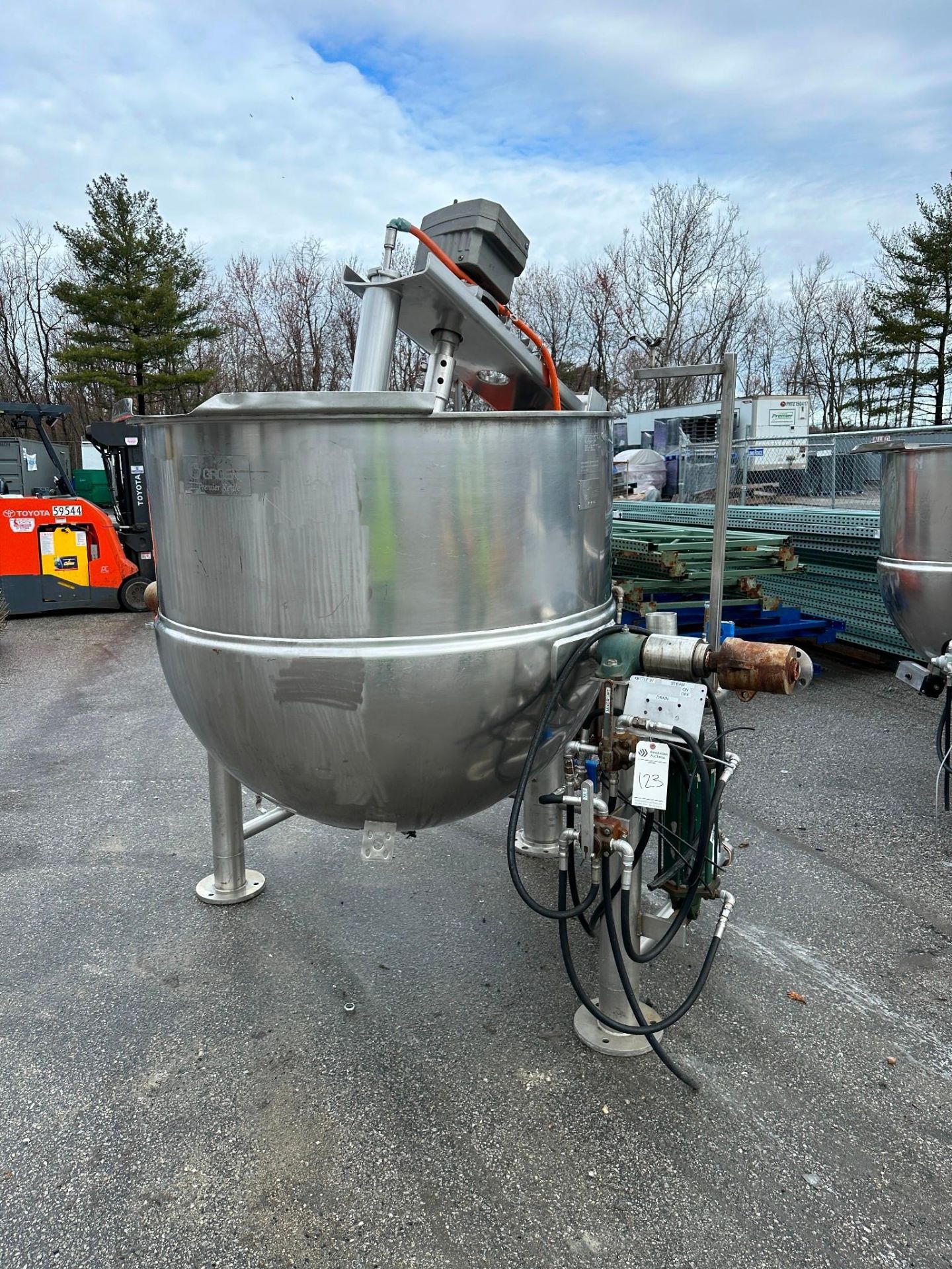 GROEN 250 GALLON KETTLE W/ AGITATION