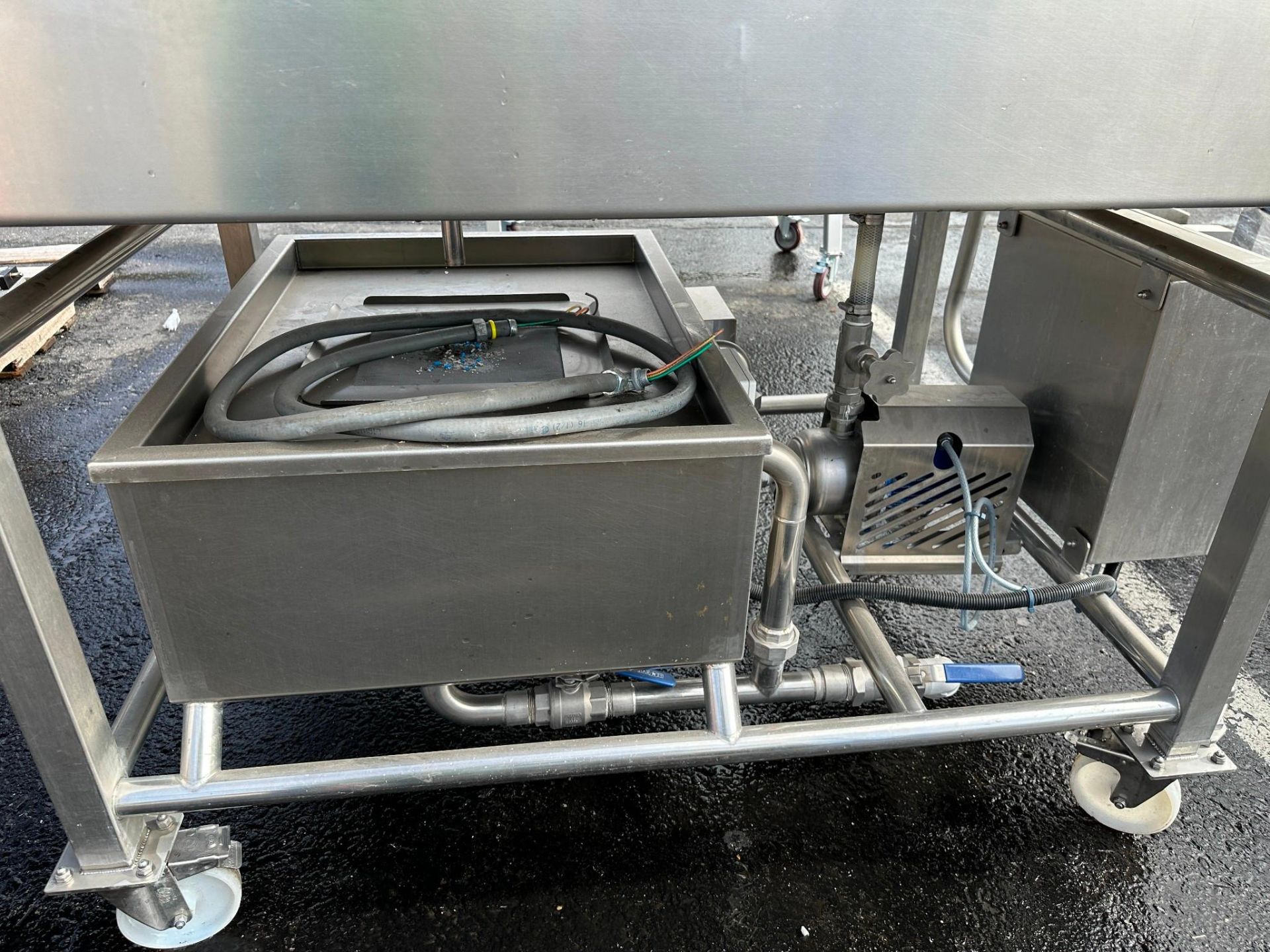 PRODUCT RINSING MACHINE - Image 5 of 9