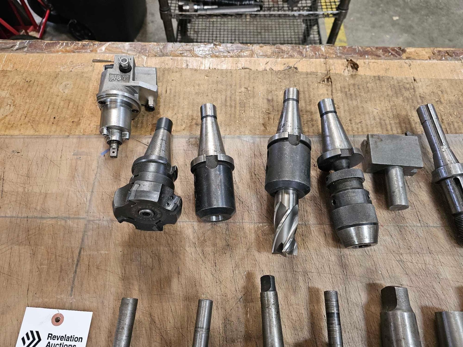 ASSORTED CAT40 TOOL HOLDERS, TAPER SLEEVES, AND BORING CHUCKS - Image 4 of 7